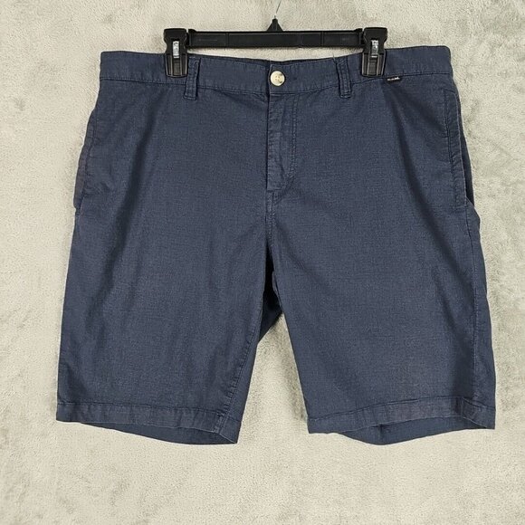 Travis Mathew Short Mens Size 38 Navy Blue Stretch Comfort Bermuda Chino Golf - Picture 1 of 6
